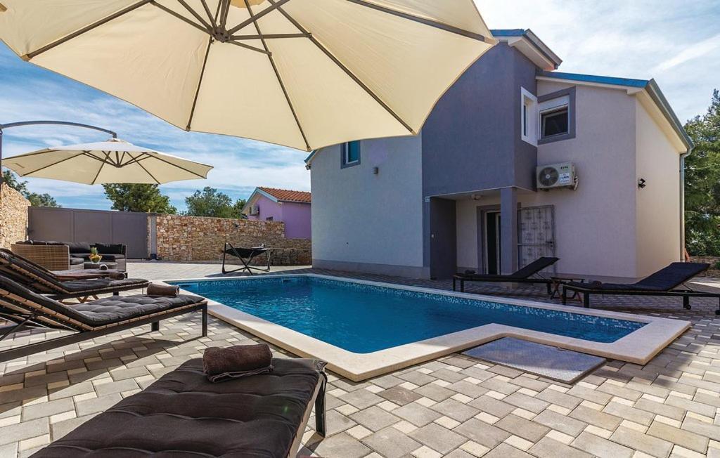 Holiday Home Ivan ペロイ エクステリア 写真